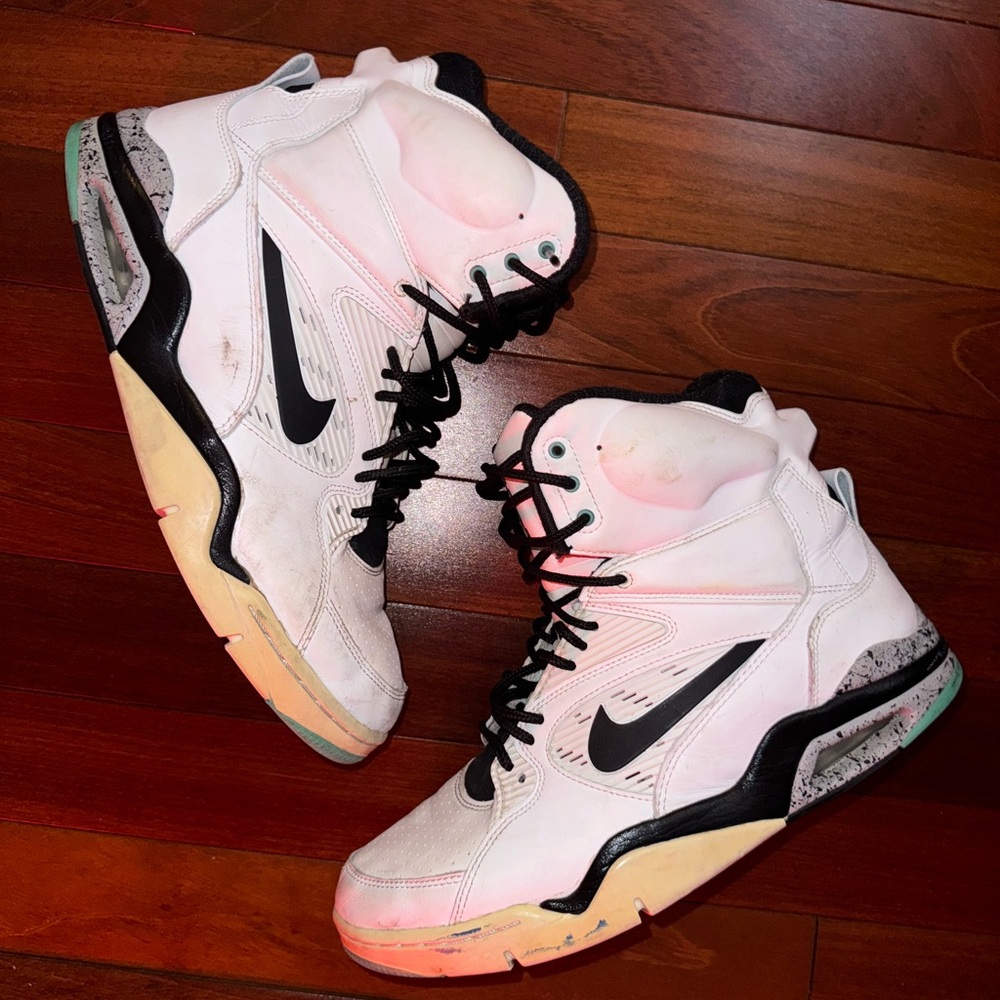 Nike High-Top Sneakers - White and Black